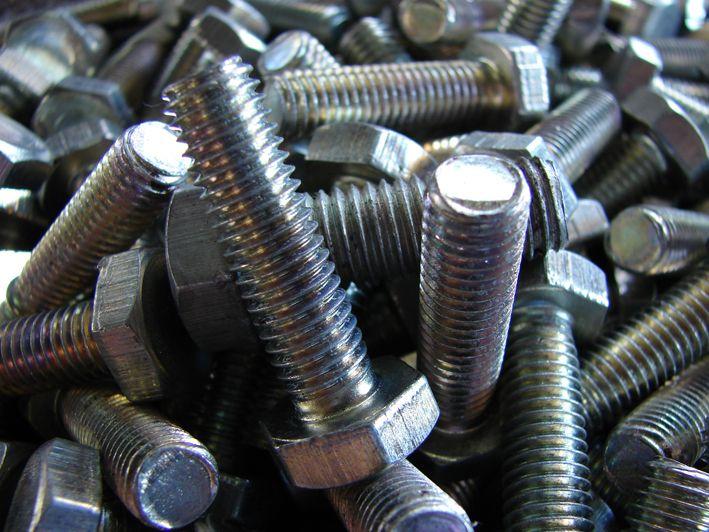 Los Elementos de Fijación: Pilares Fundamentales de la Seguridad Industrial